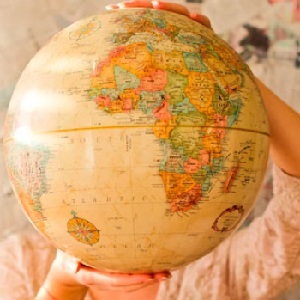 Charla vocacional «¿Cómo la geografía contribuye a la comprensión de los riesgos naturales resultantes del cambio climático?»